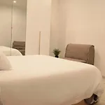 Luxury Brilliant Sisters